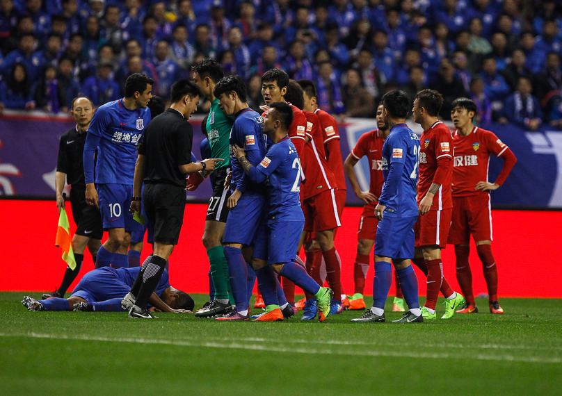 万项谈梅开二度：只能说运气比较好，赶上了这两个进球（万项谈双响：运气使然，恰逢两球入账）