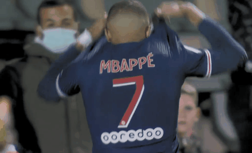 职业生涯第六次获奖，奥布拉克领取萨莫拉奖（奥布拉克生涯第六度荣膺萨莫拉奖）