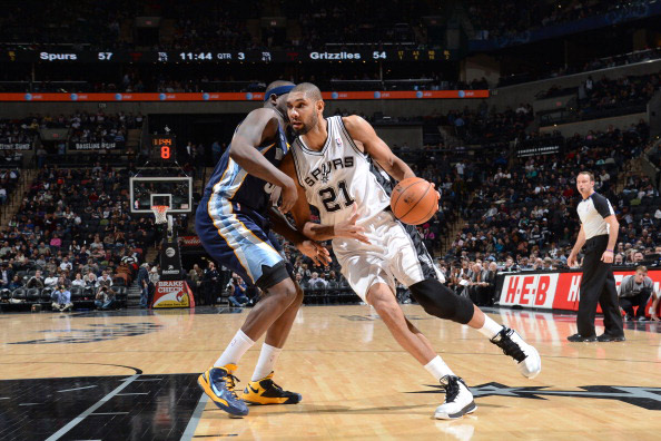 C罗：明年是我最后一届世界杯；希望成为年轻一代的榜样（C罗：明年将迎来职业生涯最后一届世界杯，期望成为新生代的榜样）