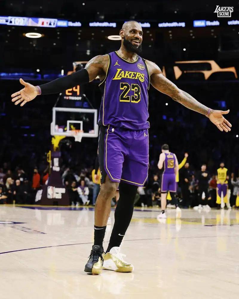 塞尔希奥：奥亚萨瓦尔归队在即；没有人对球队现状感到满意（塞尔希奥：奥亚萨瓦尔即将回归，球队现状无人满意）