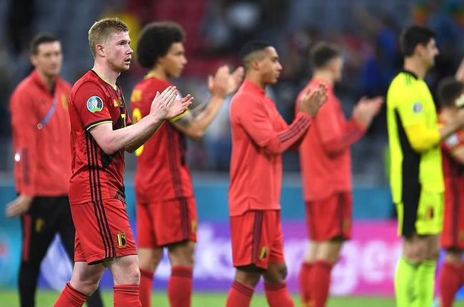 阿德巴约：10点半训练我8点半就到 C罗已经在游泳（阿德巴约：训练10点半我8点半就到，C罗早已在泳池开练）